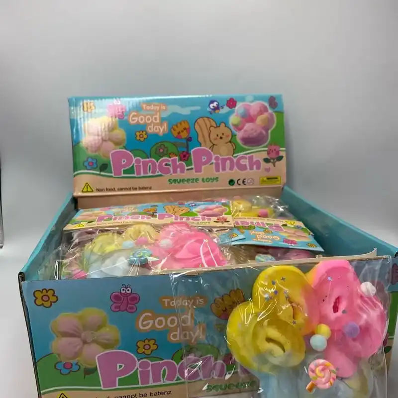 Wyprzedaż Zabawki Gniotki Łapki Pinch-Pinch Kolorowe, 12 szt.