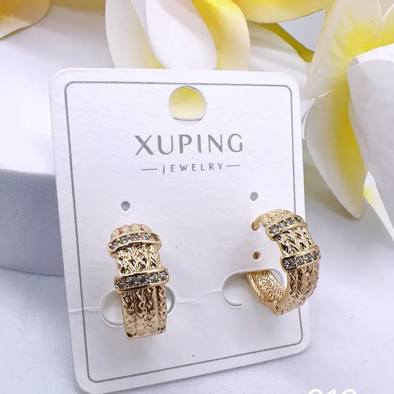 Tani Kolczyki damskie Xuping Jewelry bransoletki złote z cyrkoniami
