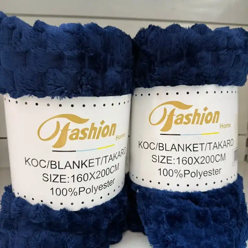 Rabat KOCE 160x200 cm KO/BLANKET TAKARA granatowe 100% poliester