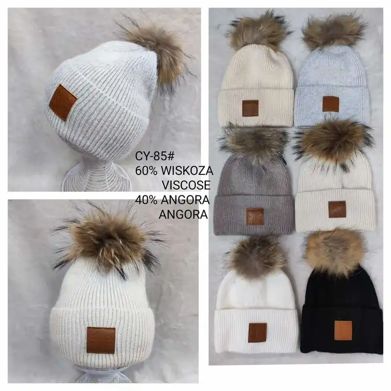Premium Czapki damskie z pomponem 60% wiskoza 40% angora