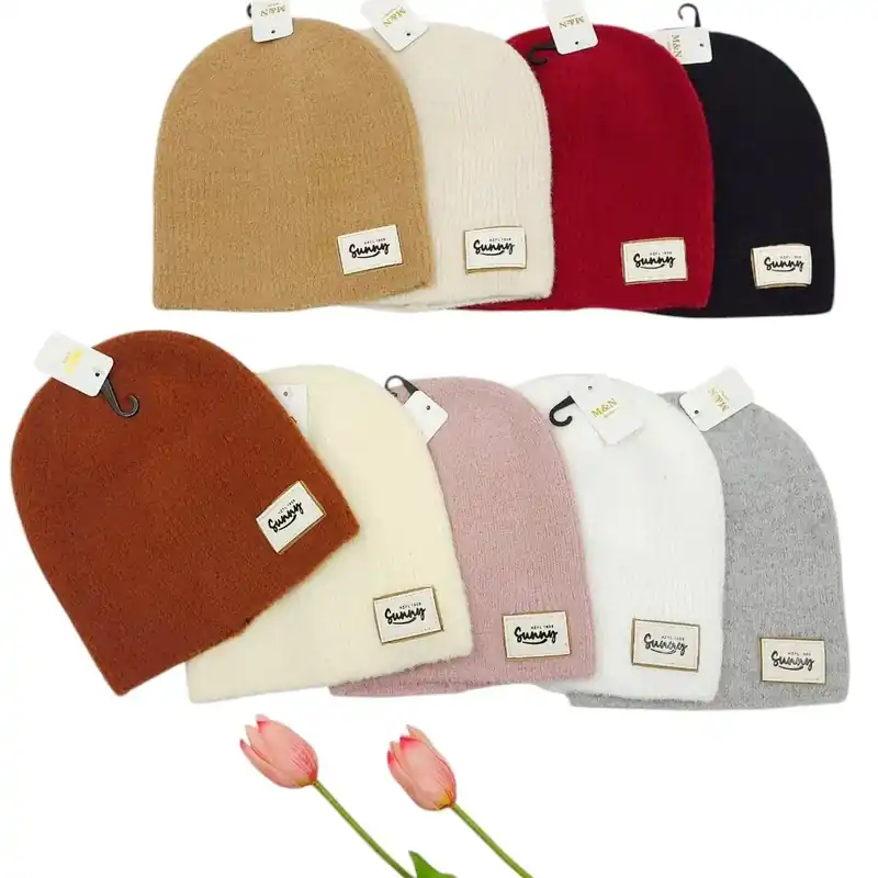 Super okazja Czapki damskie beanie w 8 kolorach